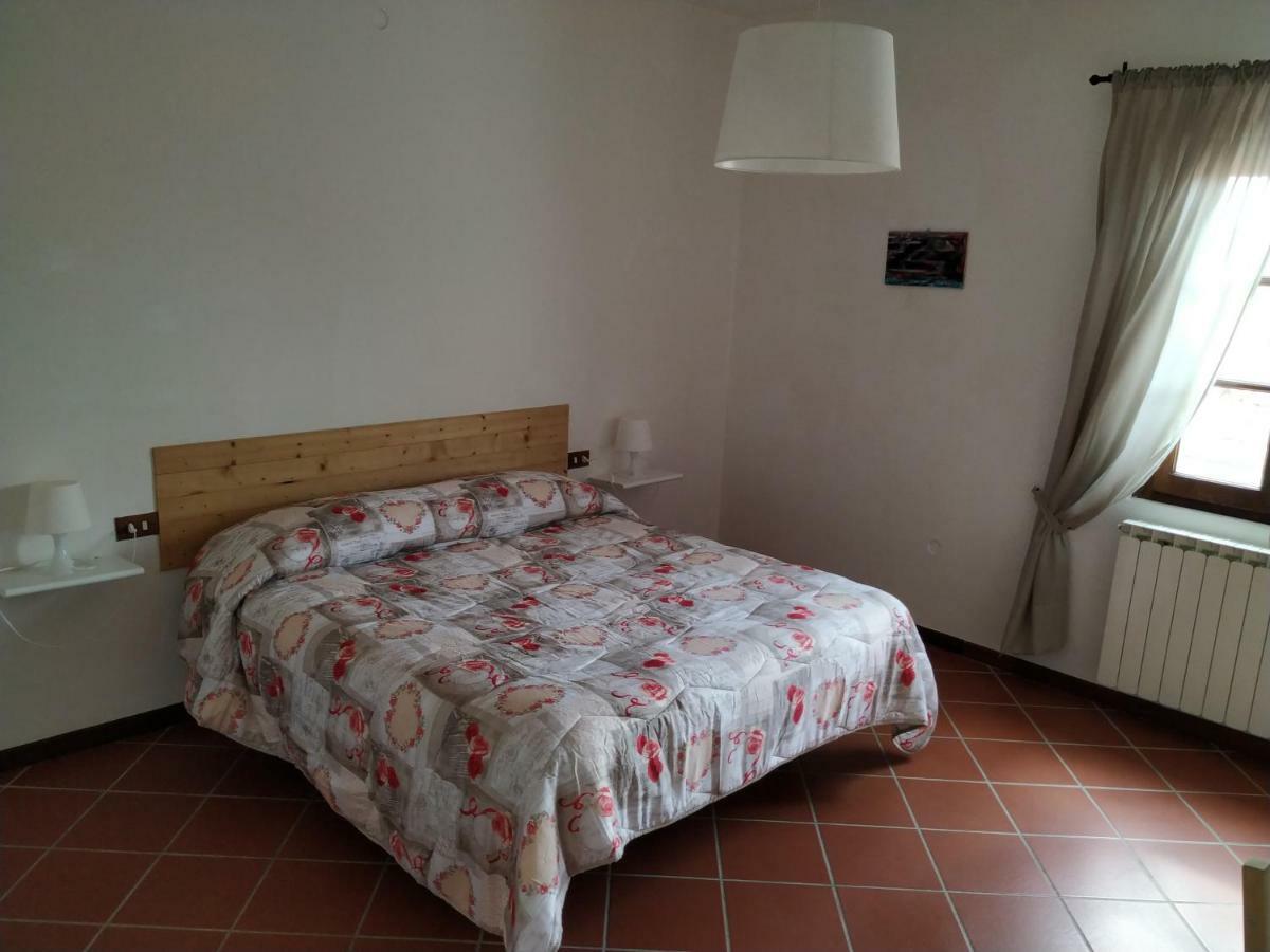 Tra Er Boscu Er Maa Villa Volastra Exterior photo